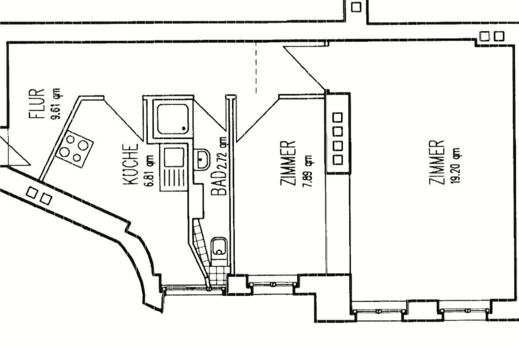 Appartement Zentrale Altbauwohnung Im Helmholtzkiez Berlijn